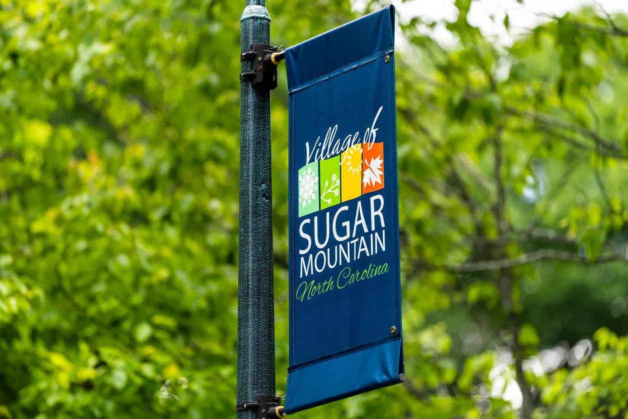Pole Banner